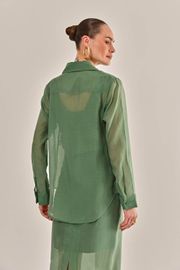CAMISA JOY CAMBRAIA EM LIOCEL