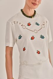 CAMISETA JULIE COM BORDADO
