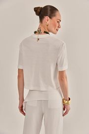 CAMISETA JULIE COM BORDADO