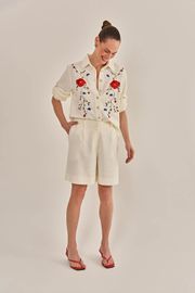 SHORTS ILDA CAMBRAIA DE LINHO