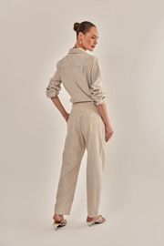 CALÇA IULIA RISCA DE GIZ