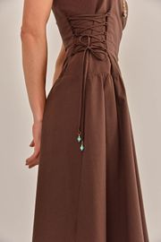 VESTIDO JOYFUL MARROM