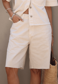 Foto do produto Bermuda Jorts Essentials Aveia