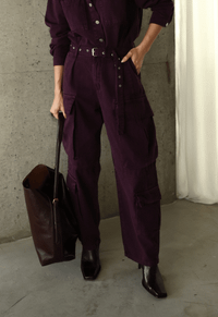 Foto do produto Calça Cargo Fivela District Dark Berry