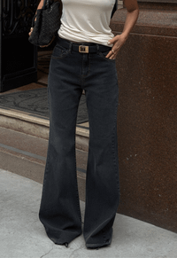 Foto do produto Calça Flare Essentials Black
