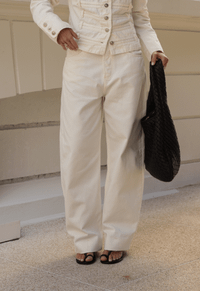 Foto do produto Calça Barrel Clair Off White