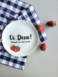 Prato de Sobremesa Oi Deus!