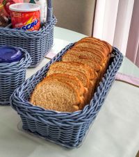 CESTA DE PÃO RETANGULAR EM VIME AZUL JEANS