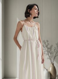 Foto do produto Vestido Midi Fio Tinto Com Amarração