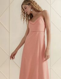 Foto do produto Vestido Midi Com Bordado E Linho