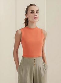 Foto do produto Regata Feminina Cropped Em Malha Com Elastano