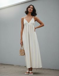 Foto do produto Vestido Midi Listrado Com Linho