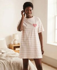 Foto do produto Camisola Feminina Listrada Com Estampa