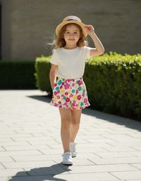 Foto do produto Shorts Infantil Menina Floral Em Sarja Com Babado