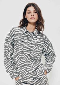 Foto do produto Camisa Feminina De Sarja Animal Print