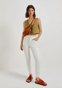 Foto do produto Calça Feminina Skinny Cintura Média Em Sarja