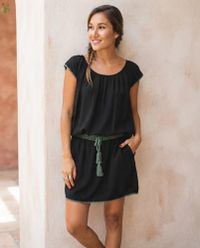 Foto do produto Vestido Básico Soltinho Com Detalhe Em Crochê