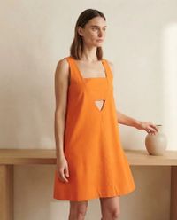 Foto do produto Vestido Curto Com Vazado Decote Em V