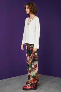 Bata Off-White Bordada