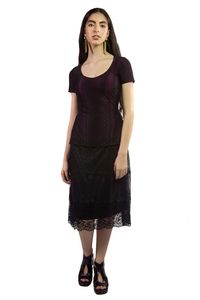 Blusa renda preta forro rosa e tule bordado