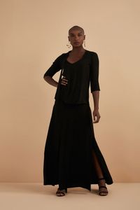 Saia Longa Tecido Plano Preto