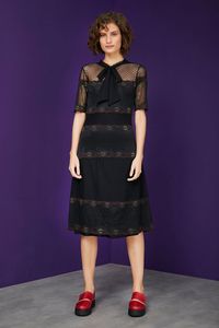 Vestido Renda Decote C/Tule Poa