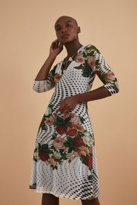 Vestido Tule Estampa Digital Rosas Vintage