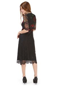 Vestido Tule Rosas Verm/Renda Manga 3/4