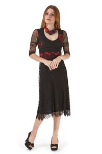 Vestido Tule Rosas Verm/Renda Manga 3/4