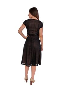 Vestido Tule Geométrico c/Bordado no Decote