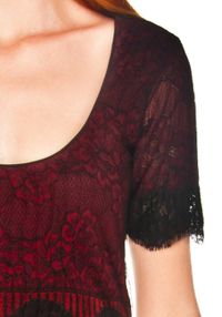 Vestido Tule Amassado c/Aplicação Renda