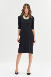 Vestido malha canelada com rolete decote preto