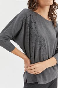 Blusa manga morcego egonchiele cinza