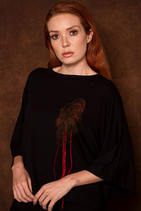 Blusa malha aplic linha lateral