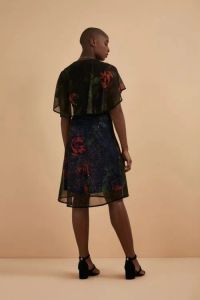 Vestido Decote Quadrado C/ Bolero Costas