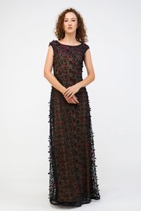 Vestido Longo Com Botao Vermelho