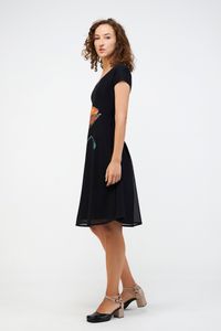 Vestido Tule Pregas Costas preto