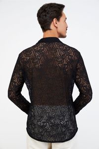 Camisa de renda preta sem forro