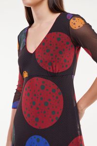 Vestido babados tule bolas coloridas