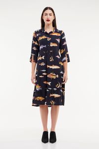Vestido com patte saia babados