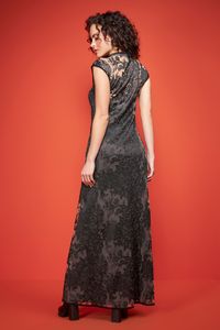 Vestido longo de renda preto com sobreposição tule