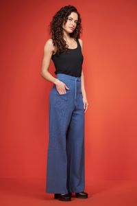 Calça de malha Azul presponto no bolso