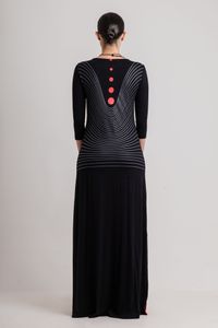 Vestido Longo Preto de Malha Com bolas Costas