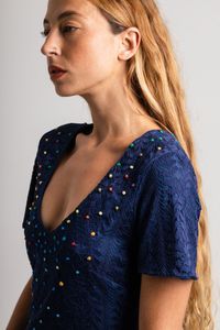 Vestido curto de renda Azul com decote Bolinhas Coloridas