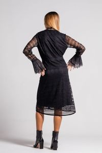 Vestido midi preto mix rendas passa fita