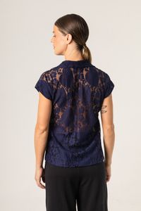 Blusa de renda Azul gola V