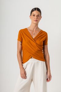 Blusa de Malha Mostarda Decote Transpassado
