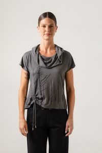 Blusa de Malha Cinza Gola Role