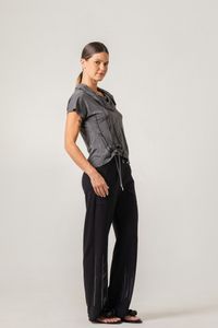 Blusa de Malha Cinza Gola Role