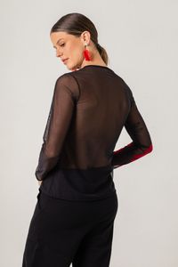 Blusa de Tule preta com aplicação vermelha
